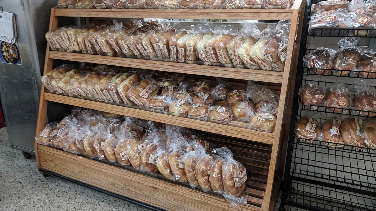 Jimmy's Bakery – bakery in Cheshunt town centre